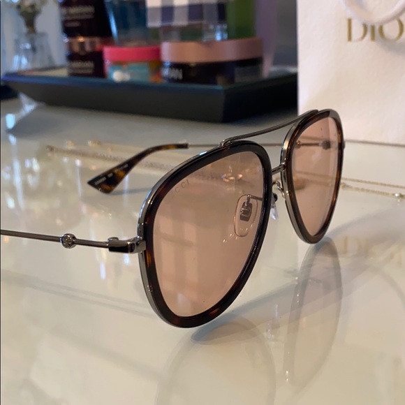 Gucci Sunglasses - Picture 3 of 3